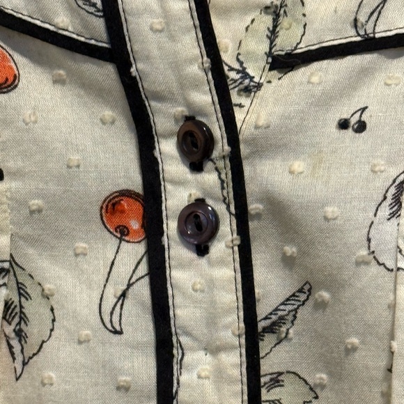 Odille Cream and Red Floral Blouse - Picture 3 of 13